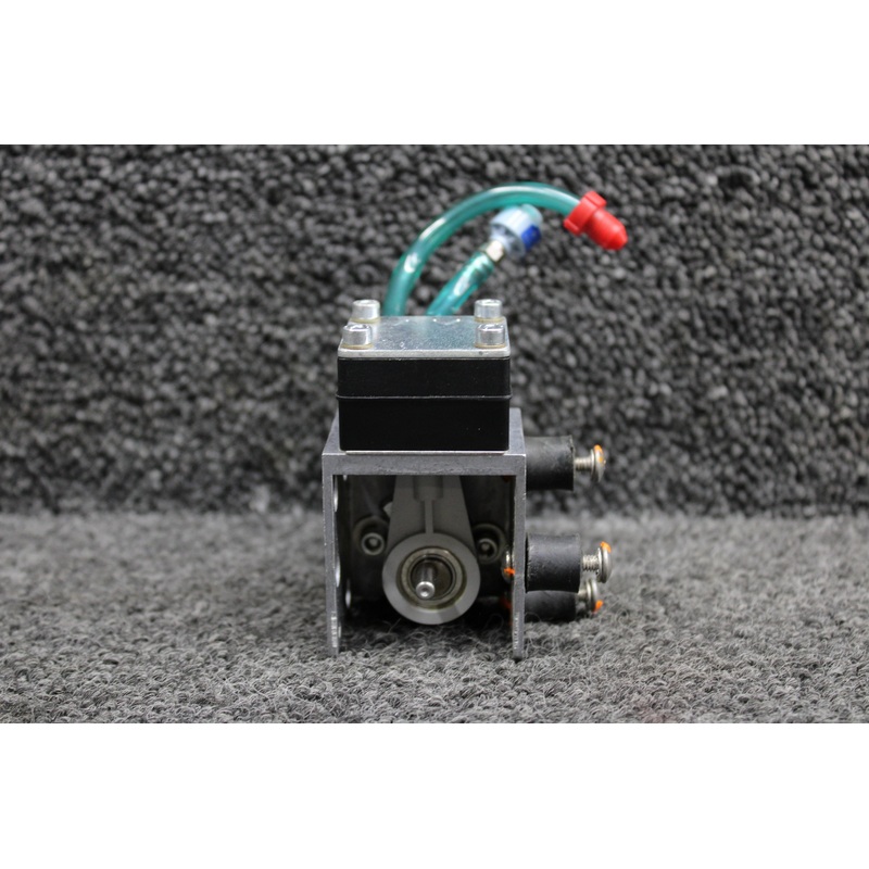 M42x20/I KAG Door Seal Pump Assembly (Volts: 24)