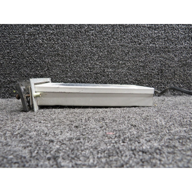 Delta-303 General Aviation Marker Beacon Receiver with Face Plate (Worn Face)