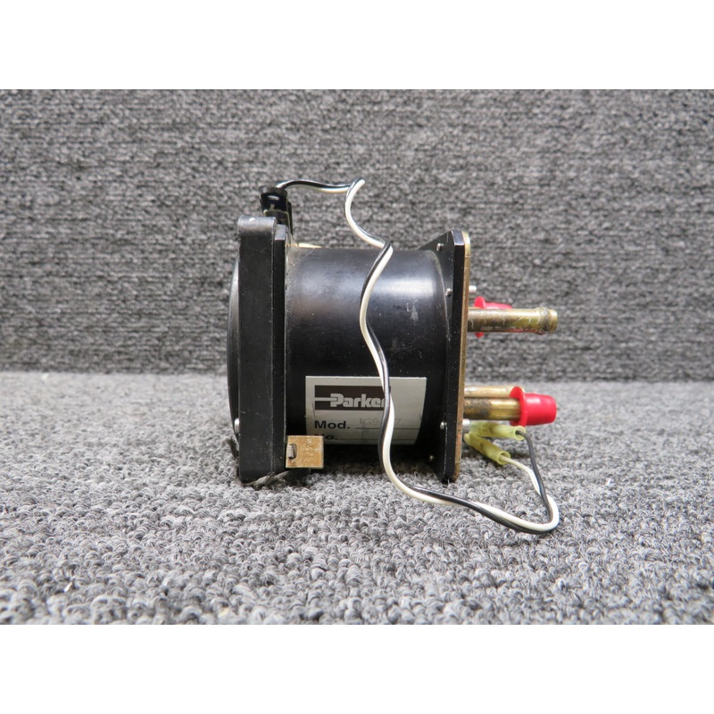 1G9-37 (Alt: 58-380016-3) Parker Suction Indicator, Lighted (Loose Gasket)