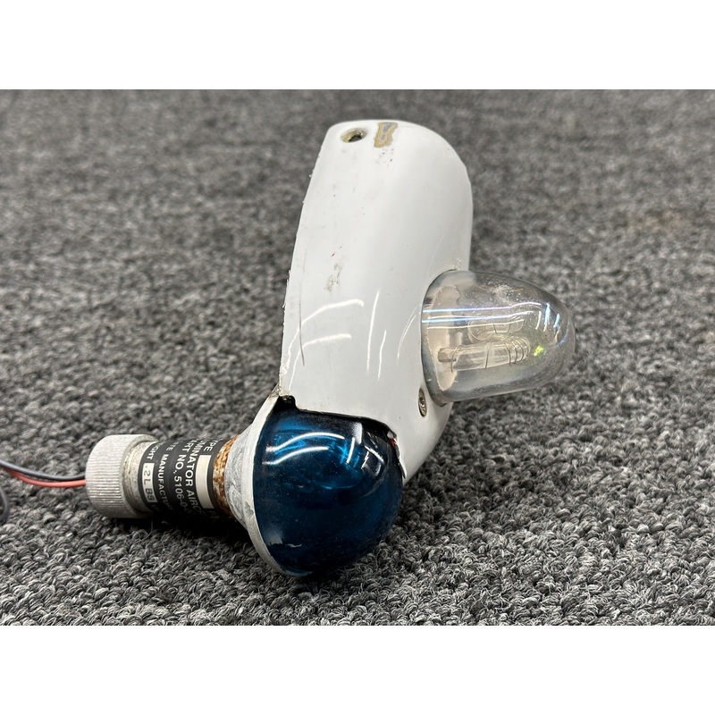 5106-0-00-A, 0723201-4 Luminator Aircraft Wing Navigation Light Assembly RH