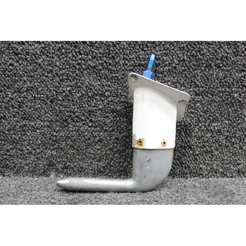PH502 (Alt: AN5812-1) Aero Instruments Heated Pitot Tube with Mast (24V)