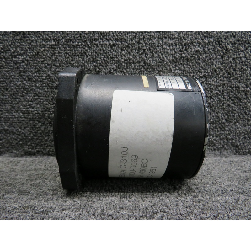T16-310-300D UMA Airspeed Indicator (Worn Face)