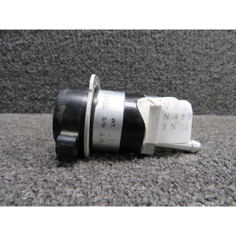 3-311-20 UMA Fuel Pressure Indicator with Mount