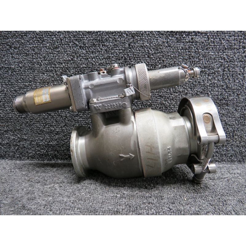 Cessna 650 Whittaker Pressure Regulator Assembly with Fitting