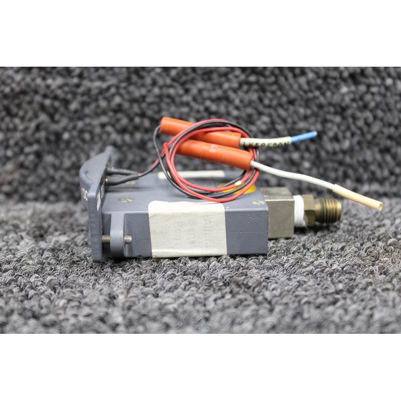CMT-10 Eros Oxygen Pressure Indicator (Lighted)