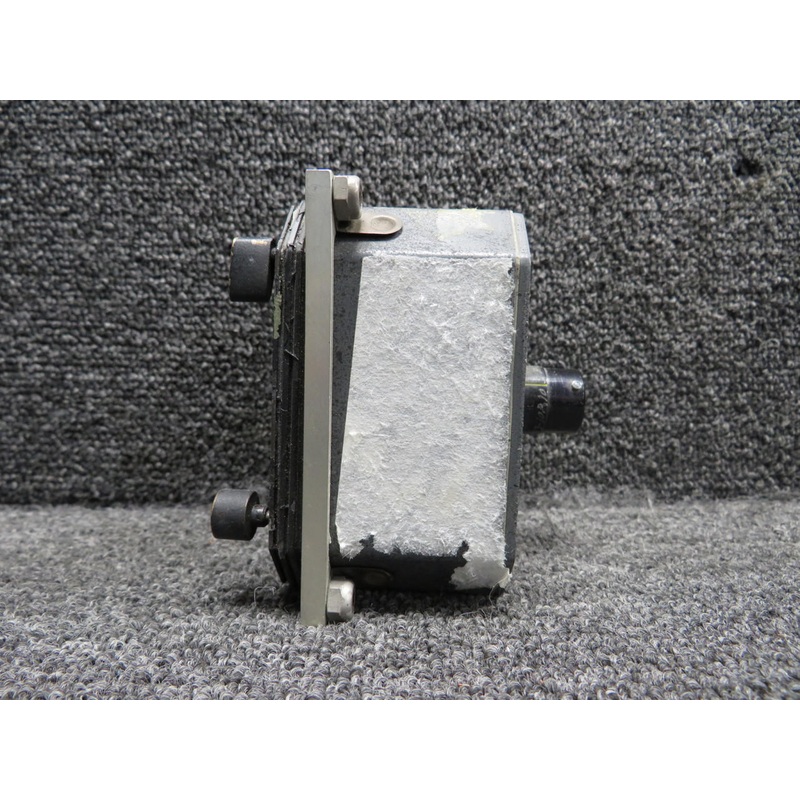 651-12-24-15 (Alt: 10-60715-3) Wakmann Aircraft Clock