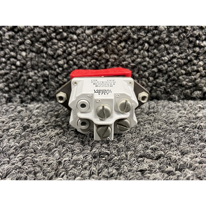 8547K9S2R (Alt: M3950-14B22S2R) Kodiak 100 Labinal Rocker Switch