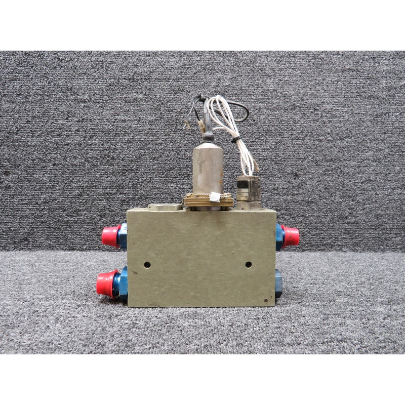 52020-3 (Alt: 9910188-3) Sterer Hydraulic Manifold Assembly