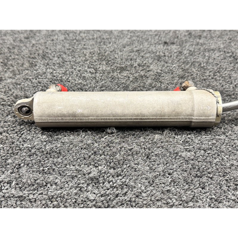 94951 (Alt: 35797-002) Gar-Kenyon Nose Gear Hydraulic Cylinder Assembly (Core)