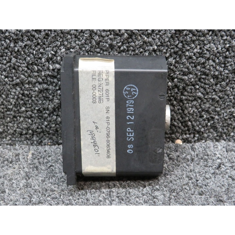 308-906-001 (Alt: 980112-1) Gull Airborne Inst. Fuel Quantity Indicator (Broken Glass)