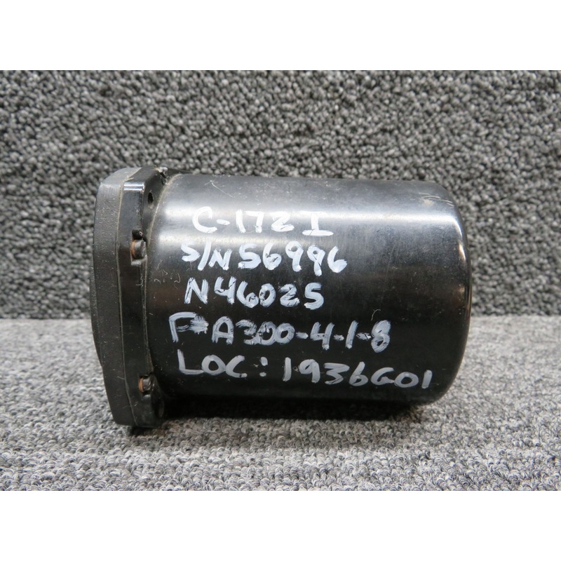 S1392-N2 Karnish Vertical Speed Indicator (Discolored Face)