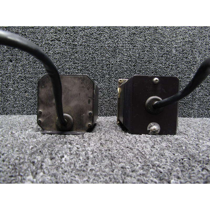7005358-902 Sperry SI-225S Mach Airspeed Indicator with Mods (Volts: 28)