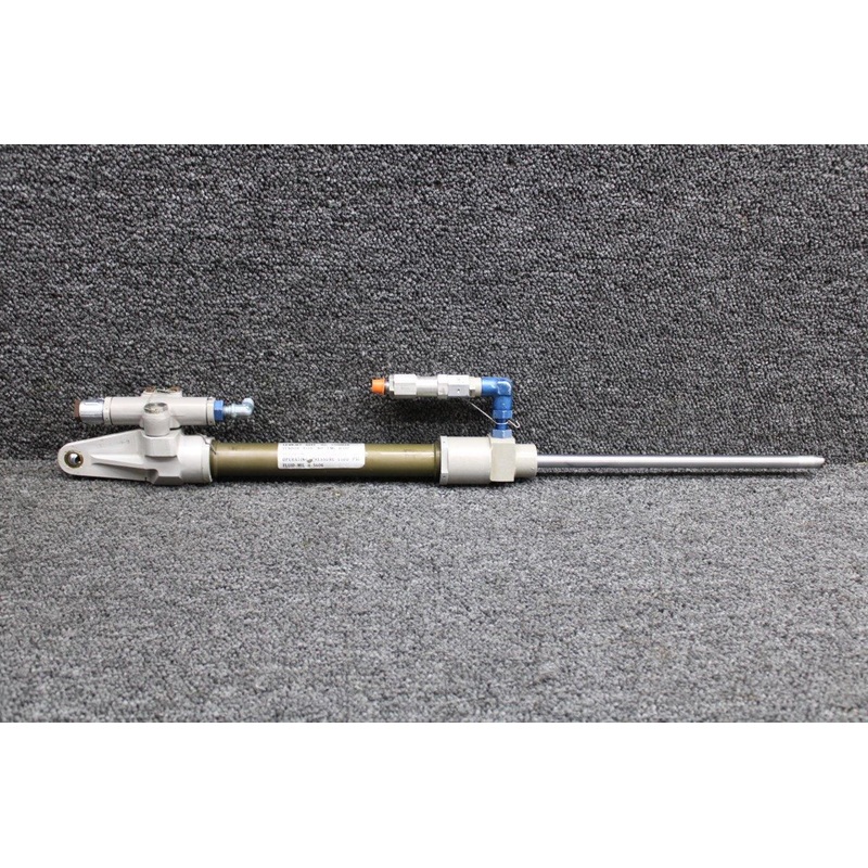 LMC-H300 (Alt: 6600018) Lyons Main Gear Door Actuator (Pitting)