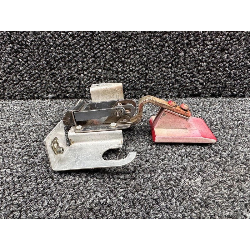 S1359-8 (Alt: H431-K1117) Cessna 172N Hartwell Baggage Door Latch