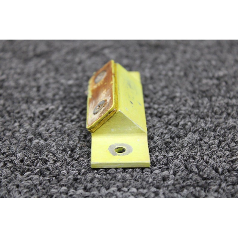 400507-501 Aerostar 601P Main Gear Door Stop