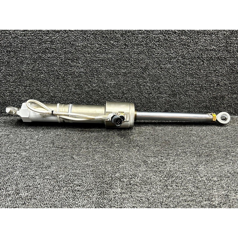 46W29V100-001 Triumph Main Landing Gear Actuator LH with Switch (Core)