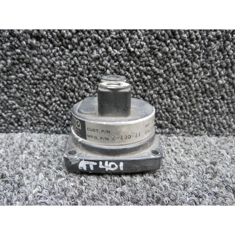 7-100-11 UMA Manifold Pressure Indicator