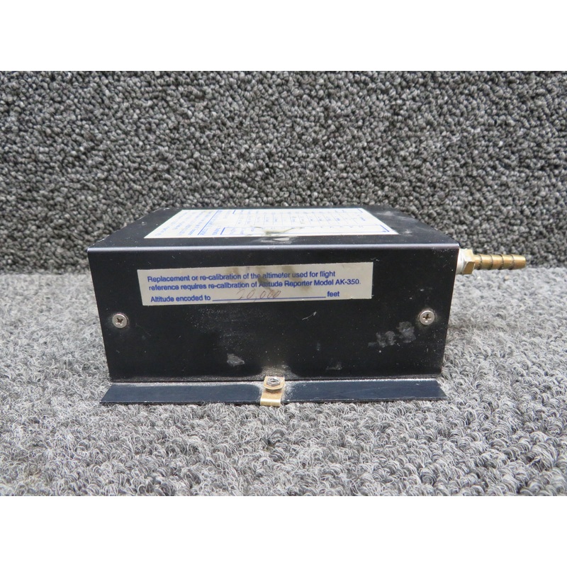 AK-350 Ameri-King Altitude Encoder w Bracket (14, 28V) (-1000-30000 ft) (Core)
