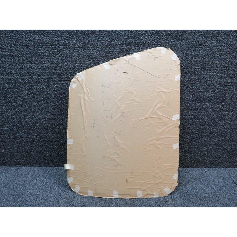 W-T 2179 Aerostar 600 & 601 RH Forward or Rear Window  (New Old Stock)