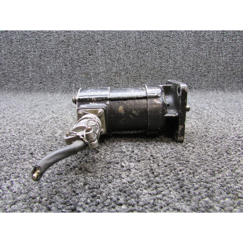 MS25038-2 LSI H60-050 4 Pole Tachometer Generator with Connector
