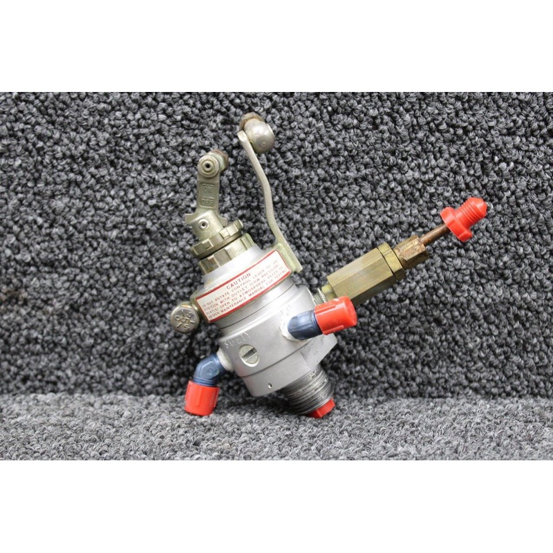 ZR802-A (Alt: C166002-0401) Cessna T337G Puritan Oxygen Pressure Regulator