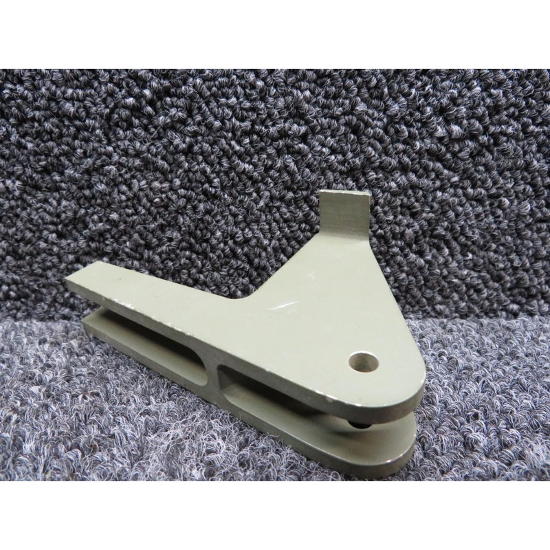 159CSM10054-3-B Gulfstream 1 Mounting Bracket (New Old Stock)