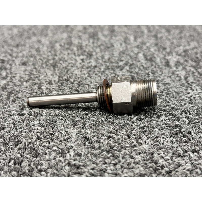 56B3A (Alt: MS28034-1) Lewis Engineering Oil Temperature Probe