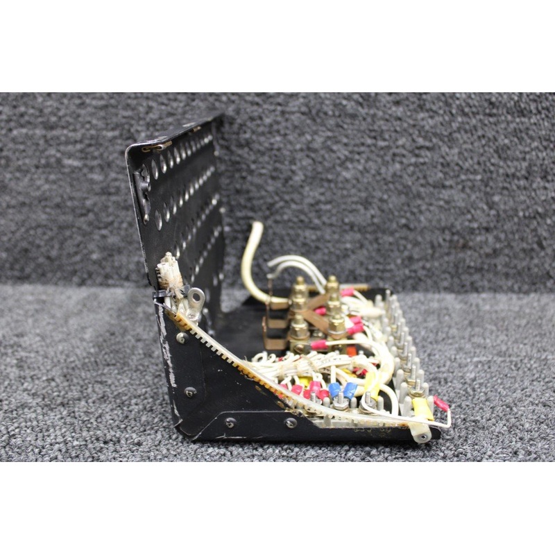 640072-030 Aerostar 601P Circuit Breaker Panel Assembly