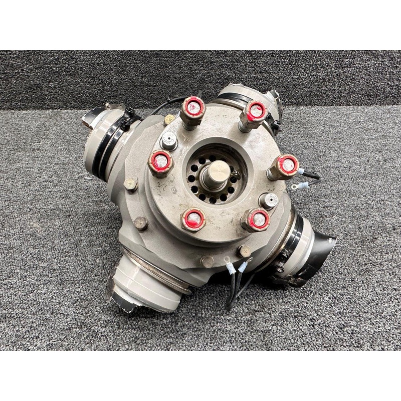 MTV-14-D,195-30B MT-Propeller 4 Blade Propeller Hub w logs (Prop Struck) (Core)