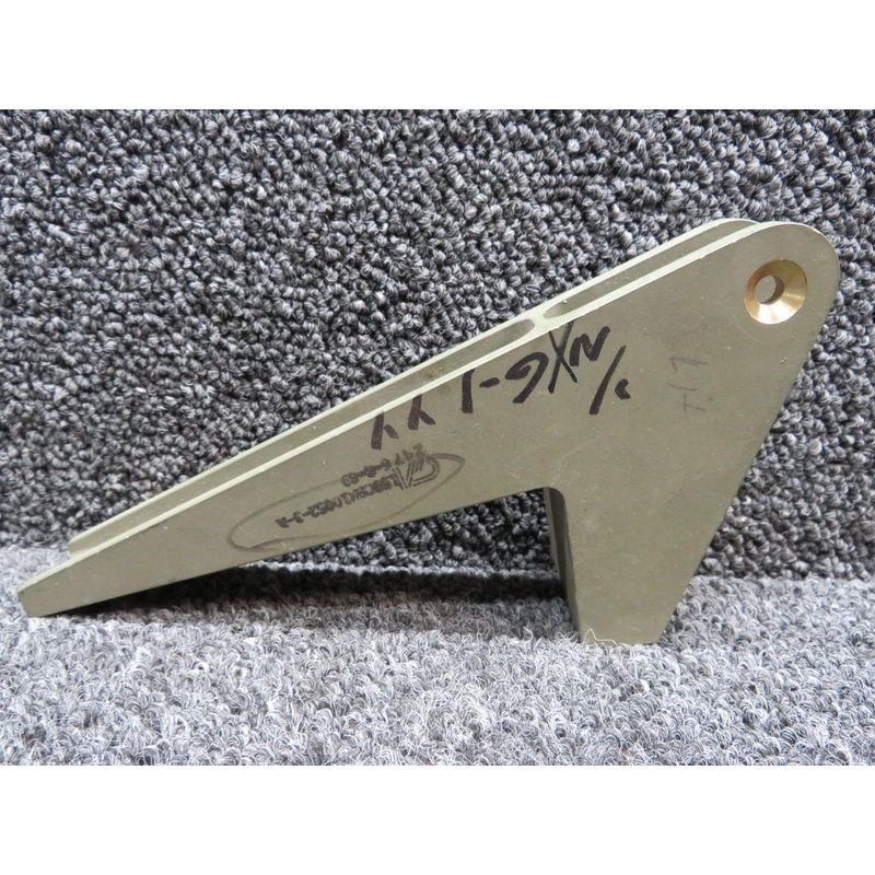 159CSM0052-3-A Gulfstream 1 Mounting Bracket (New Old Stock)