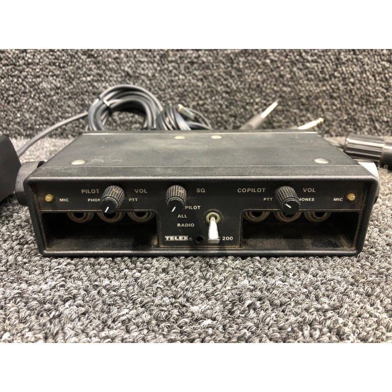 TC-200 Telex Pilot, Co-Pilot Intercom Unit