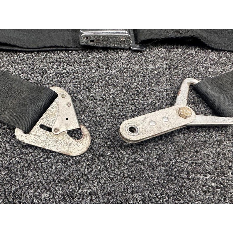 S-1746B39 (Use: LL01AL24AB40AA) Southern Safety Rear Seatbelt Assembly