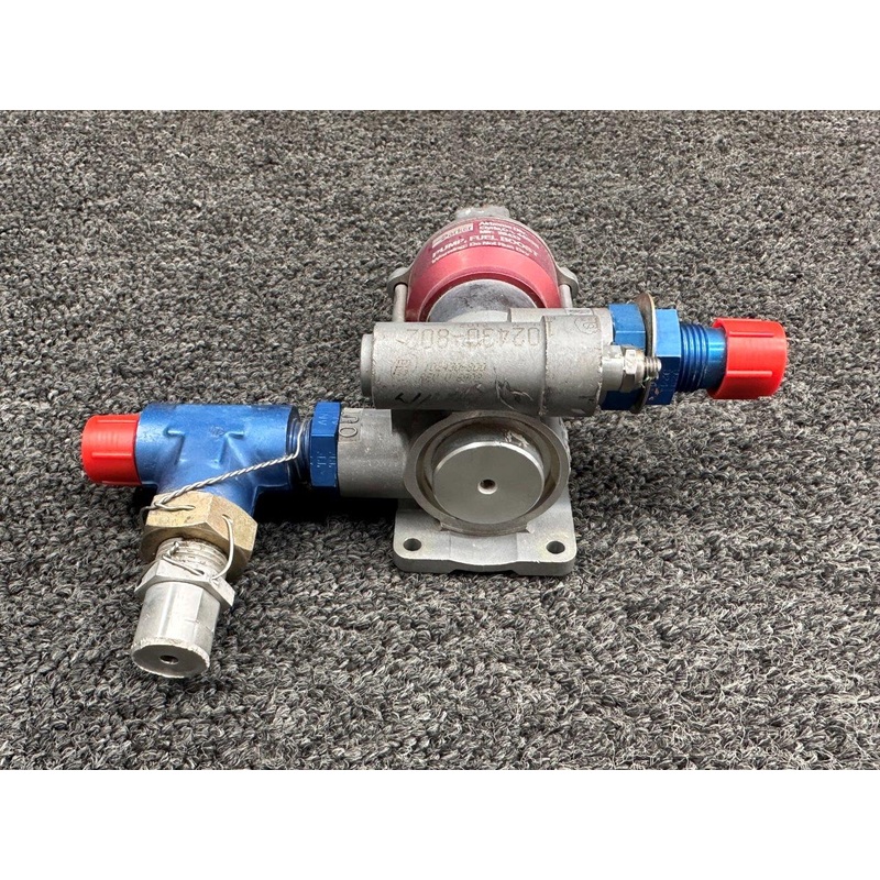 1B300-4 Parker Airborne Fuel Boost Pump (Volts: 27)