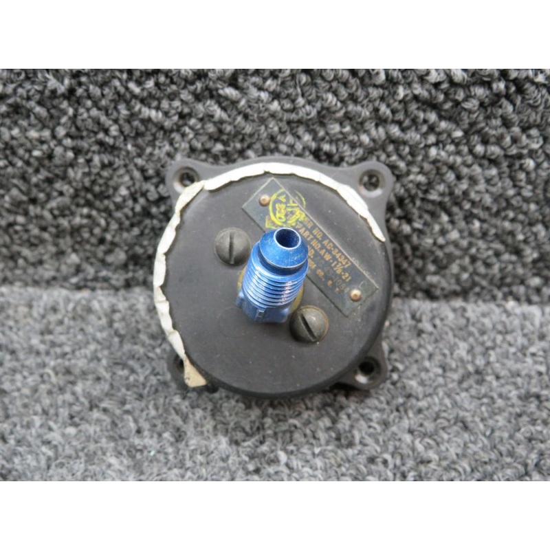 AW-1-7/8-21 US Gauge Suction Indicator (Cracked Housing) (Core)