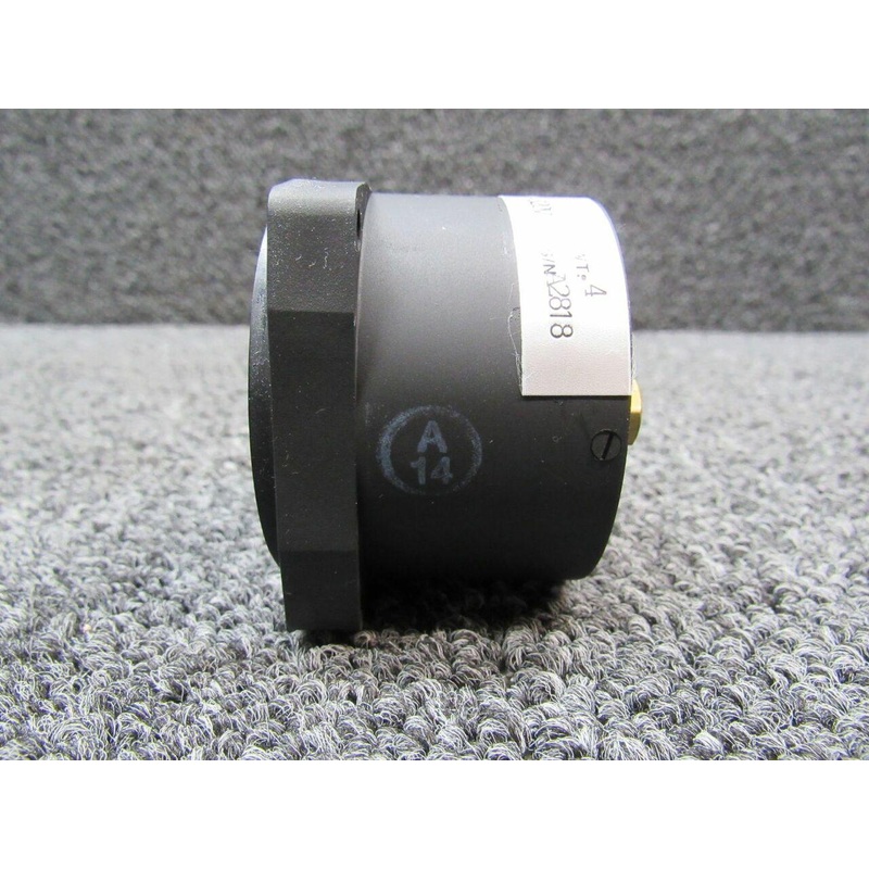 12-300-320V (USE: WI808) UMA Water Temperature Indicator (8-28V) (NOS)
