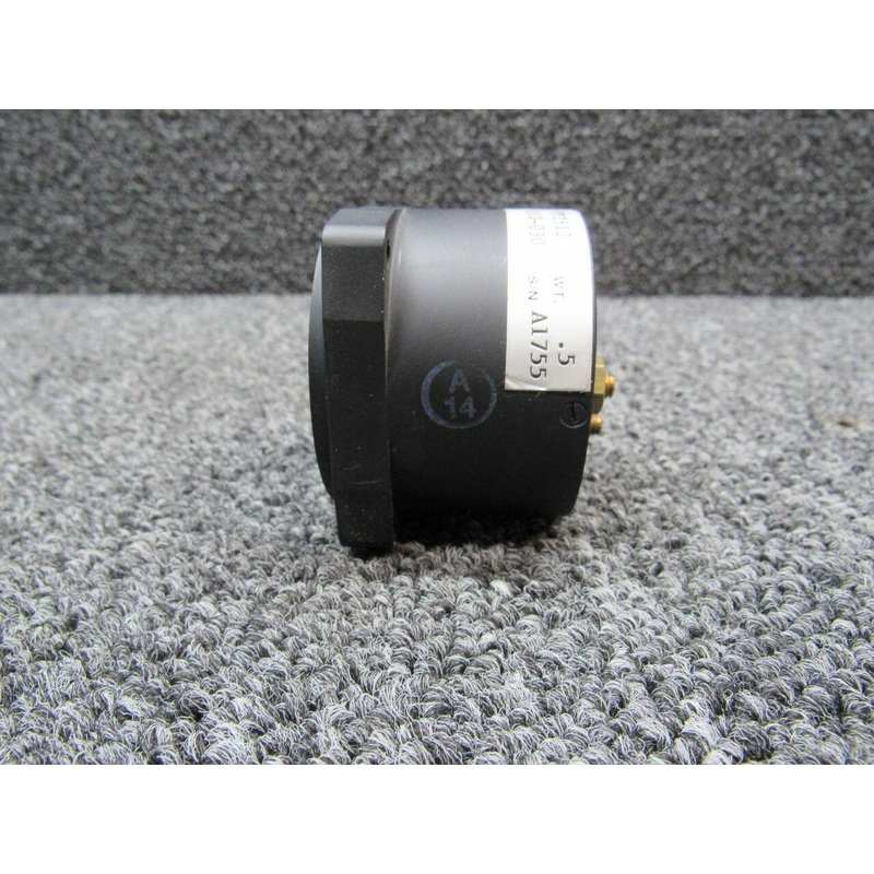 4-310-030 (USE: FP2512) UMA Fuel Pressure Gauge (NEW OLD STOCK)