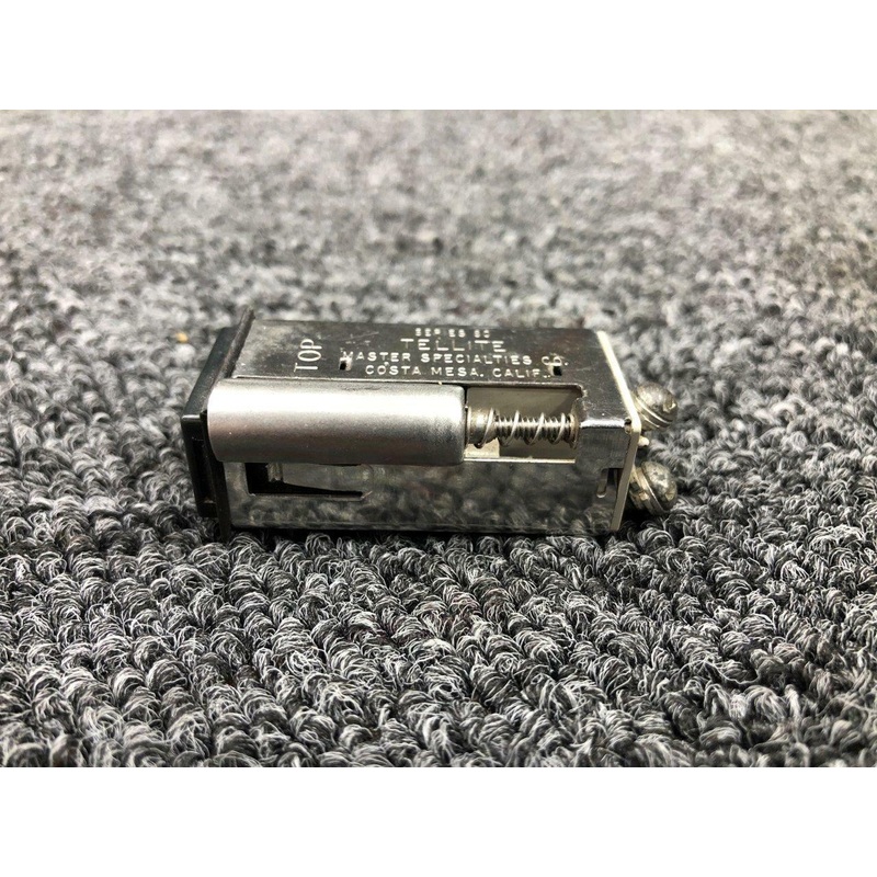 9910115-2 (Alt: 1768-10) Tellite Gear Unlocked Indicator Light