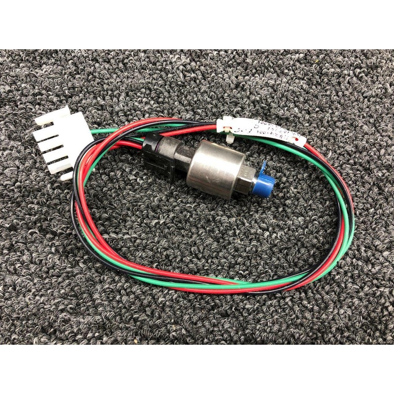 P155-50A-E4C Kavlico Pressure Transducer (Volts: 14-28) (NEW OLD STOCK) (SA)