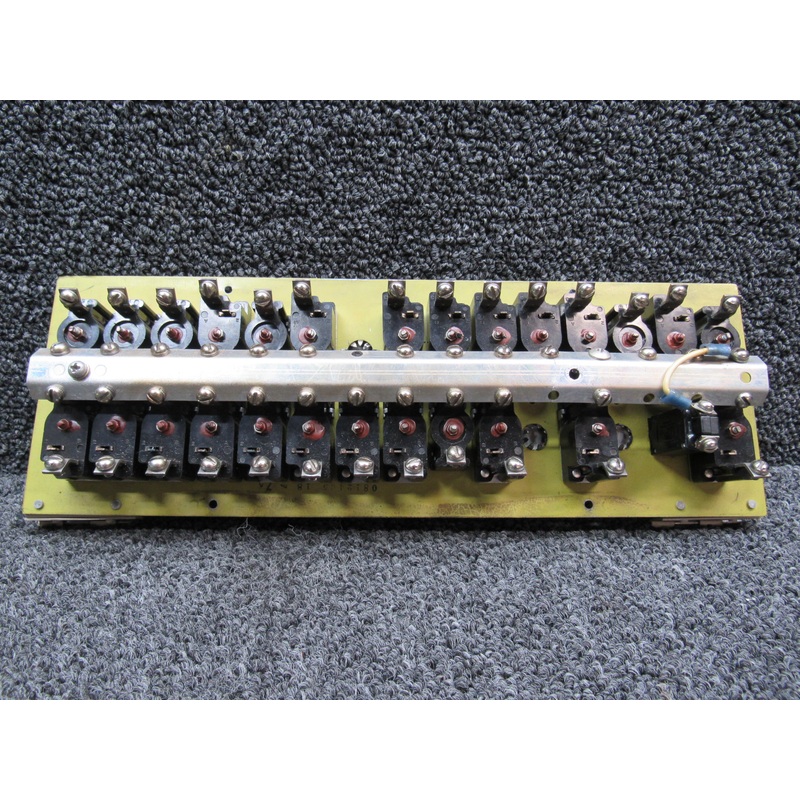 0812405-23 Klixon Circuit Breaker Panel with Breakers (Quantity: 27)