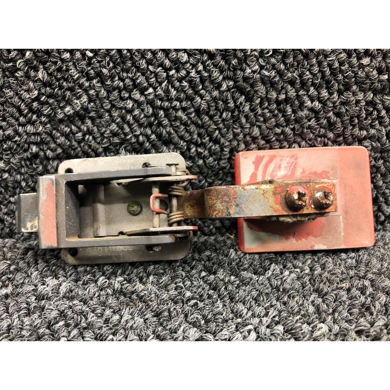 S1359-8 / H431-K1117 Hartwell Baggage Door Latch Assembly