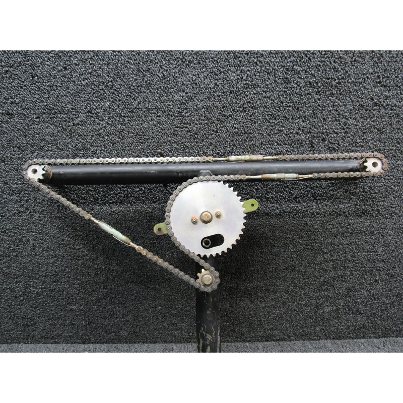 5602102-501 Grumman AA-5A Tee Column Assembly