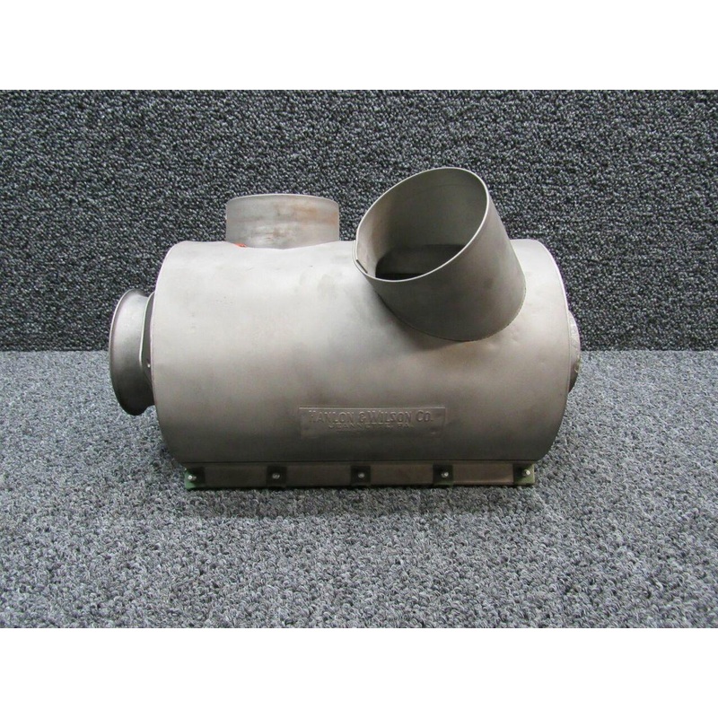 701-21 Hanlon Wilson Muffler Asseembly RH (NOS W/ SERVICEABLE TAG) (SA)