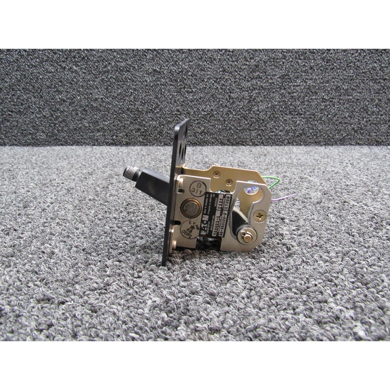 709401-1 (Alt: 36-380050-1) Eaton Landing Gear Switch (Volts: 28, Minus Knob)