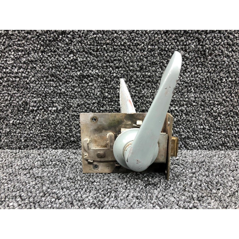 A-1021-A-15 / A-1021-A-14 Stinson 108-1 Cabin Door Latch Assy LH / RH W/ Handles