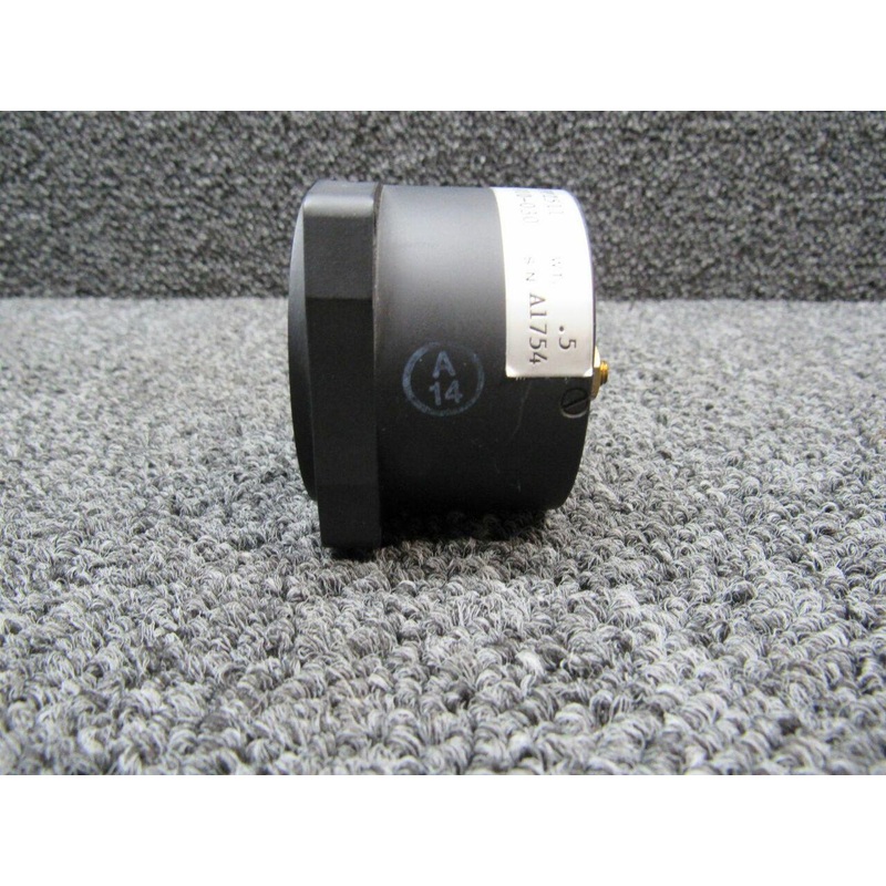 4-310-030 (USE: FP2511) UMA Fuel Pressure Gauge (NEW OLD STOCK)