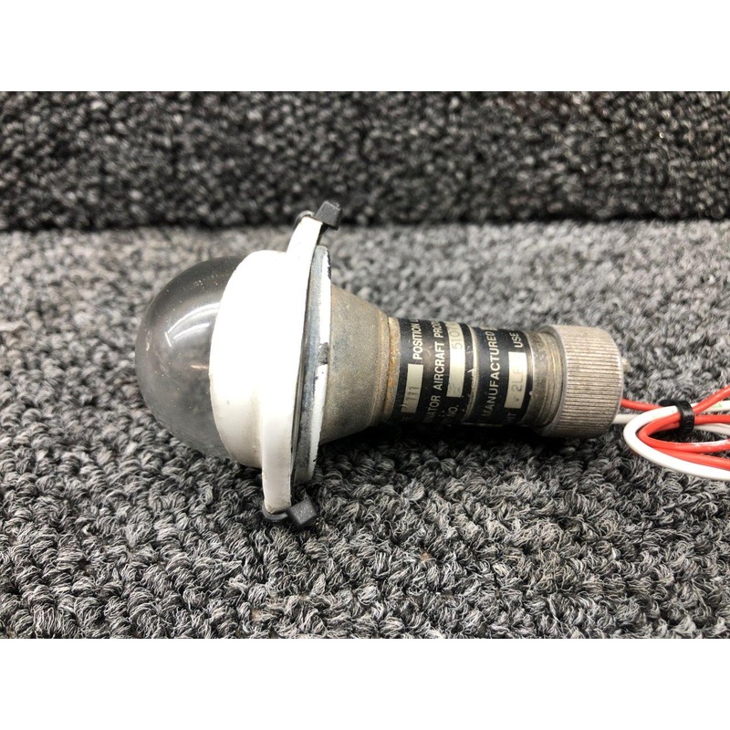5107C00C / A4513-1 / C662001-0104 Luminator Position Light W/ Retainer & Lens