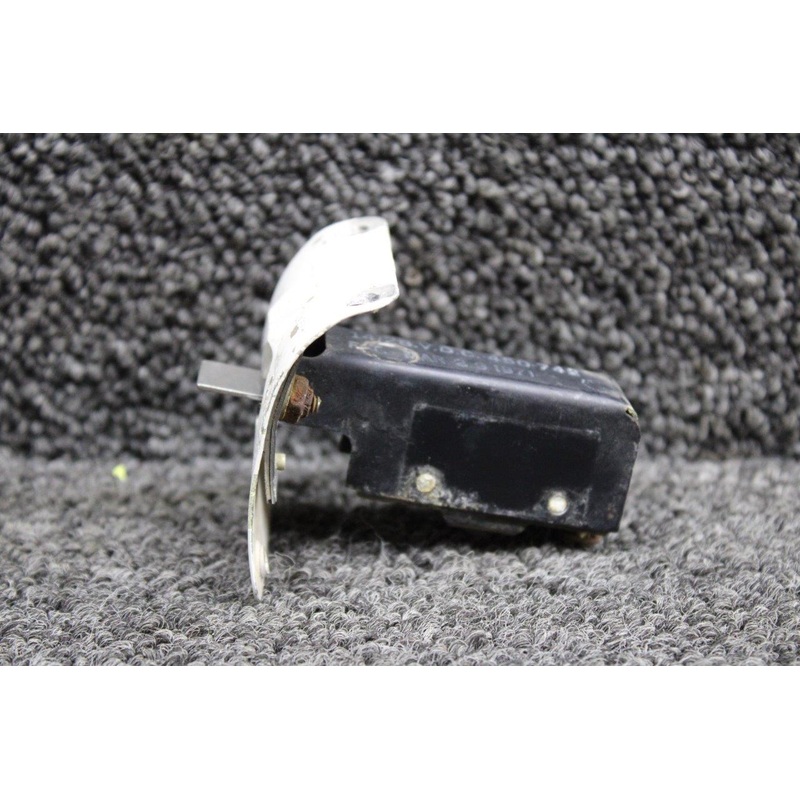 450-742 (Use: CA450-742N) Safe Flight Lift Detector (14 or 28V)