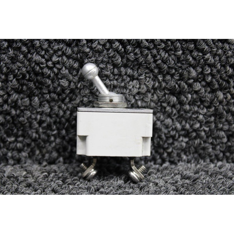 7270-1-35 Klixon Circuit Breaker Toggle Switch