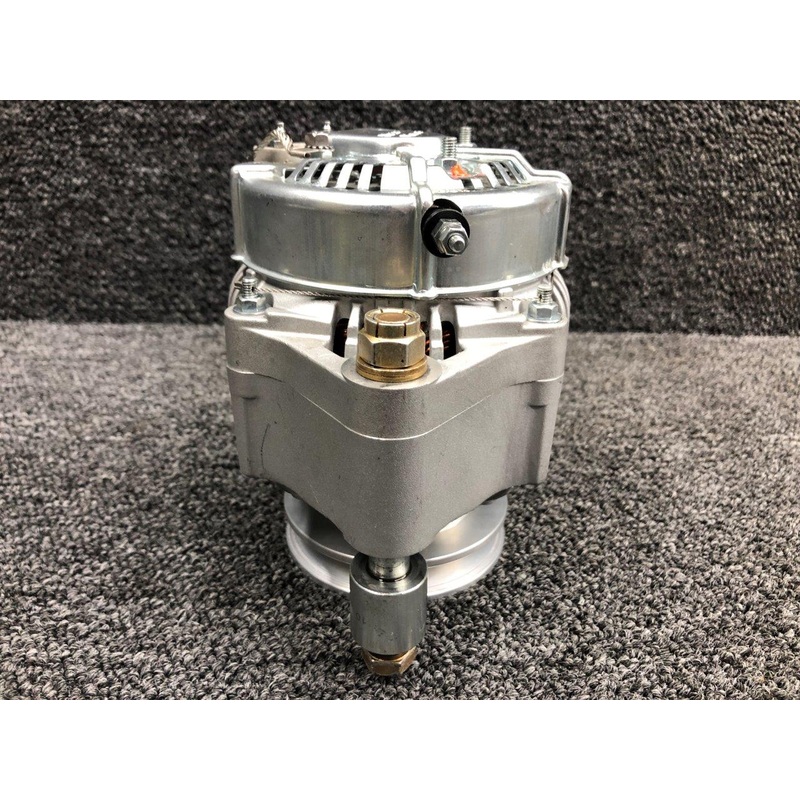 10-1051 Lycoming IO-540-K1A5 Plane Power Alternator (Volts: 12)