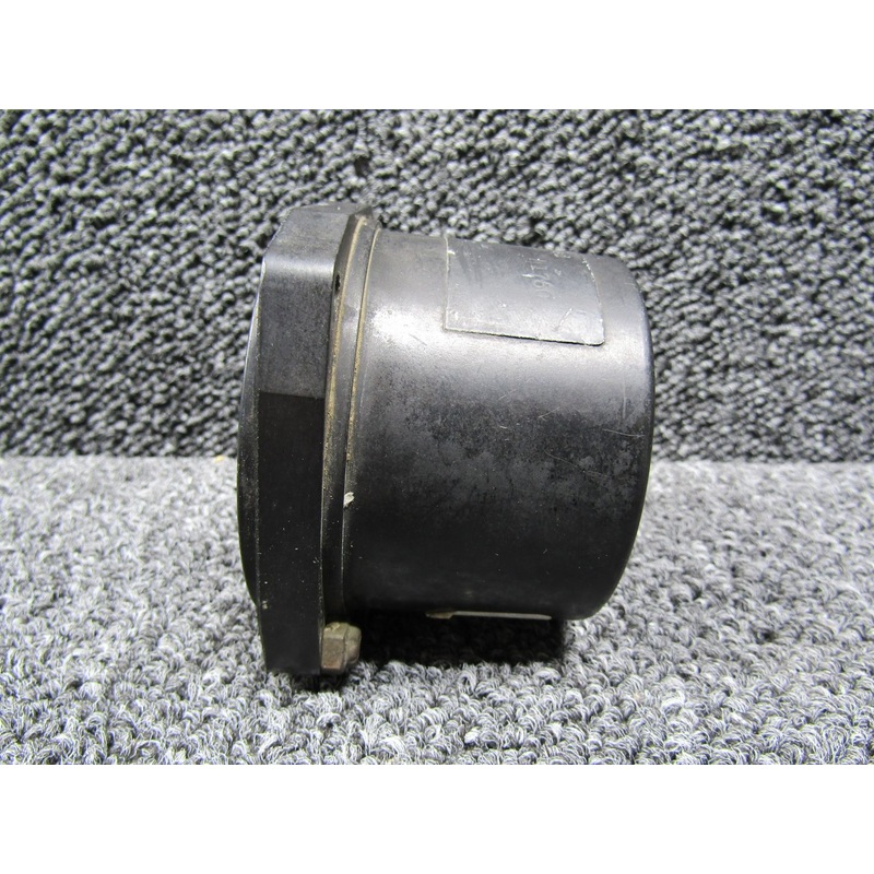 544 Aeromarine Airspeed Indicator (40-150 Knots) (Cracked Ear)